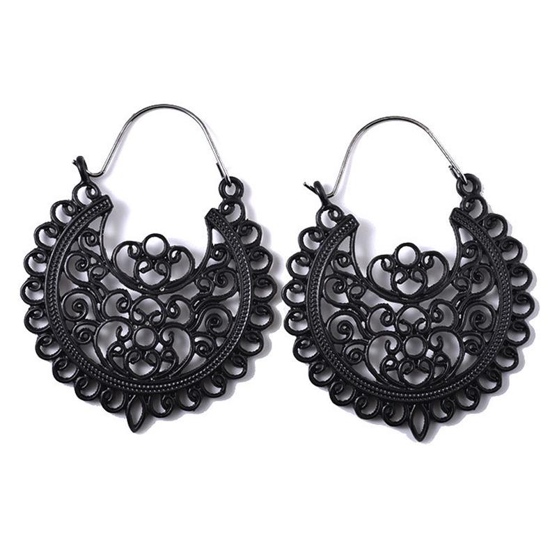High Quality Fashion Metal alloy hollow carved earrings