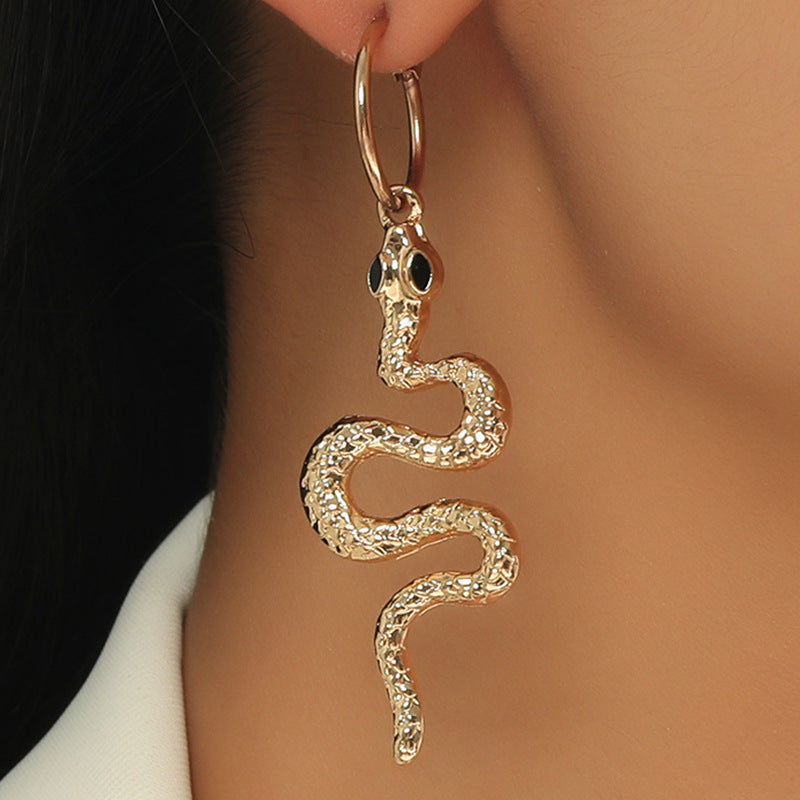 High Quality Fashion Woman Long Earrings With Personality And Fashion Temperament