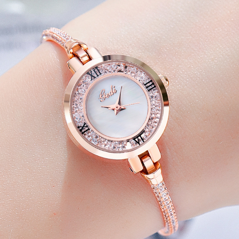 MaggieQueen Fashion Bracelet Watch Simple Temperament Round Diamond Ladies watch