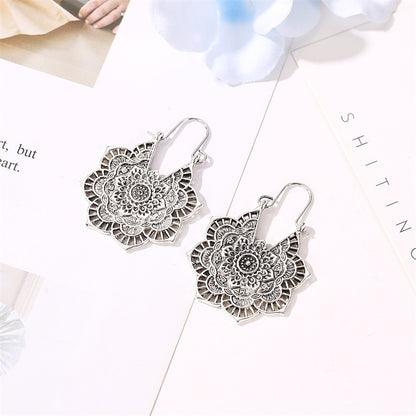 High Quality Fashion Exotic vintage hollow metal earrings